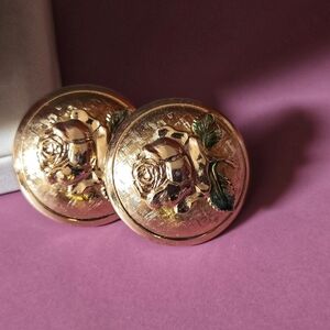 Gold Tone 3D Rose Earrings With Green Leaves Vintage Clip On Earring